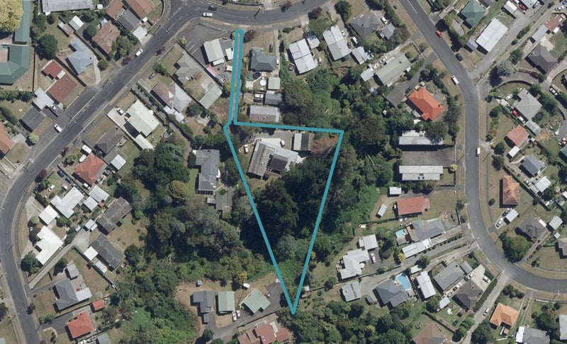 85 Pine Avenue, Melville, Hamilton - Carousel 1