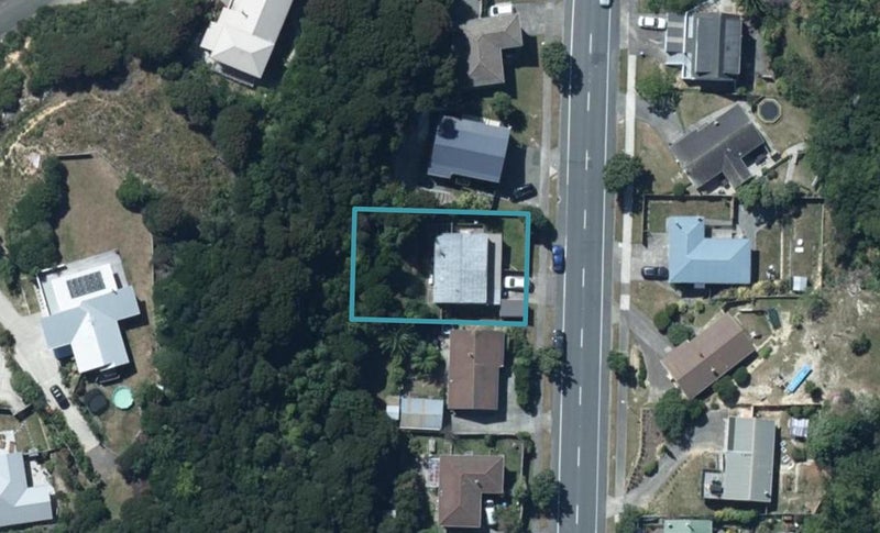 45 Omapere Street, Whitby, Porirua - Carousel 1