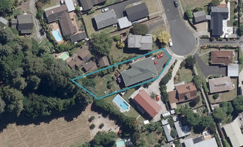 27 Orchard Avenue, Enderley, Hamilton - Carousel 1