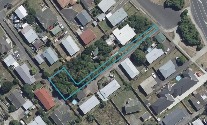 6/121 Avalon Drive, Nawton, Hamilton - Carousel 1