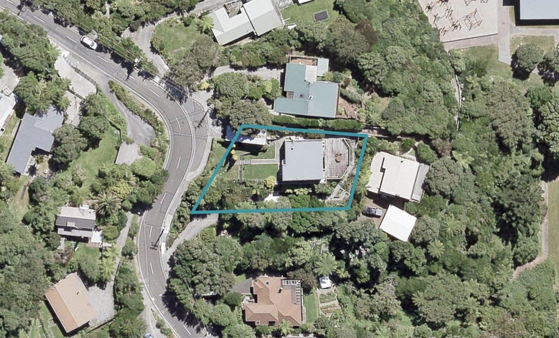 130 Miromiro Road, Normandale, Lower Hutt - Carousel 1