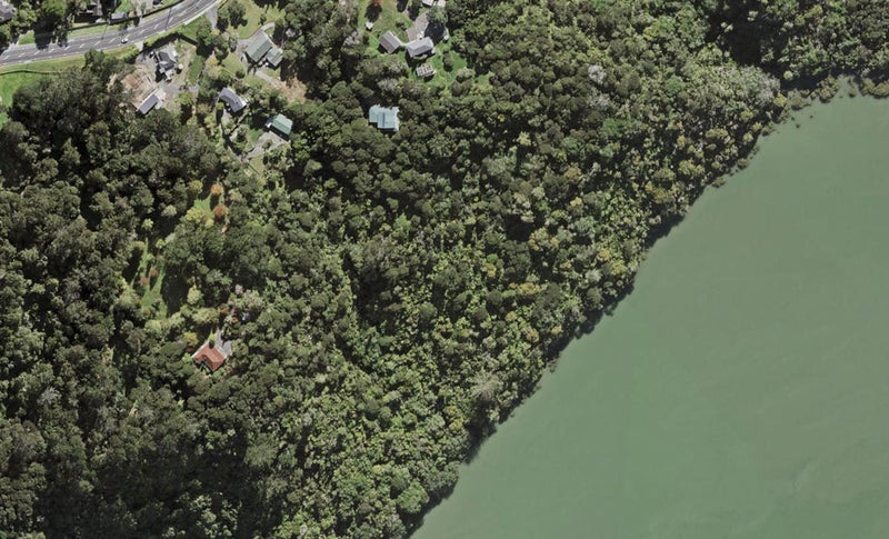 137 Upper Drive, GREENHITHE, AUCKLAND - Carousel 1