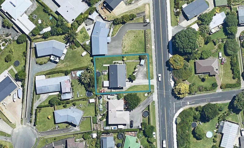 184 Otumoetai Road, Brookfield, Tauranga - Carousel 1