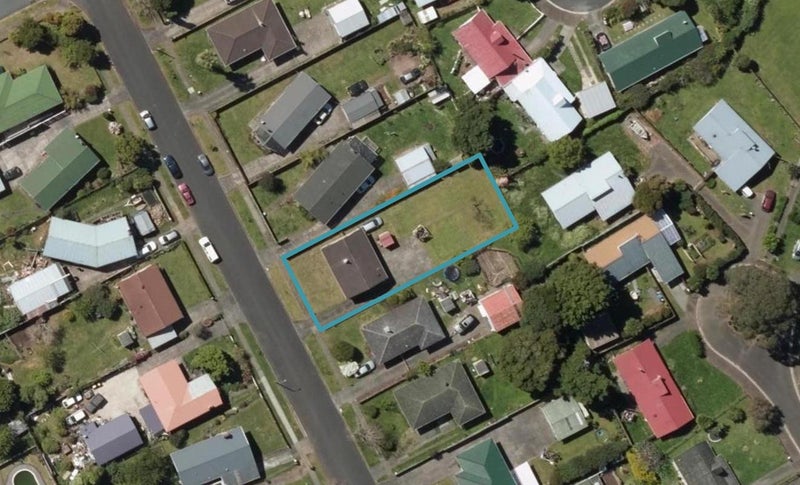 13 Meadow Park Crescent, Tikipunga, Whangarei - Carousel 1