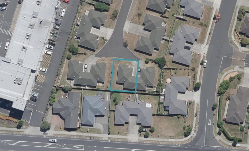 11 Plover Court, Huntington, Hamilton - Carousel 1