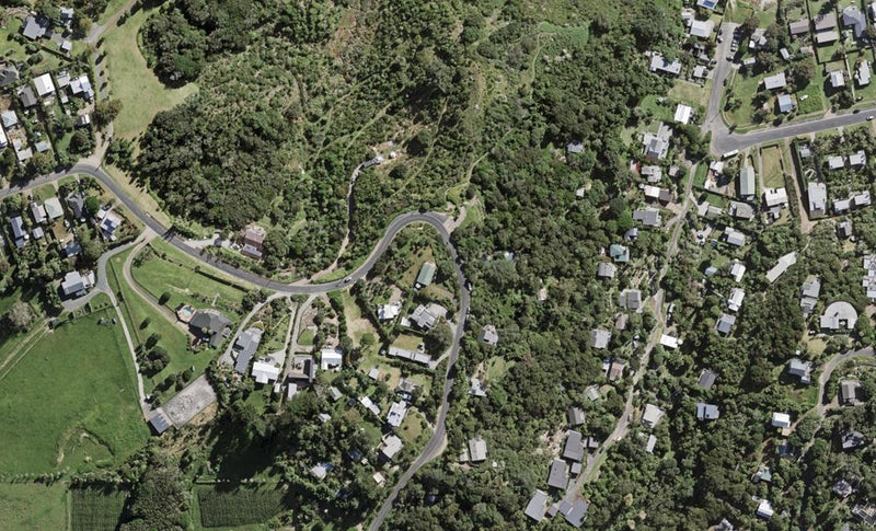 56 Cory Road, Palm Beach, Waiheke Island - Carousel 1