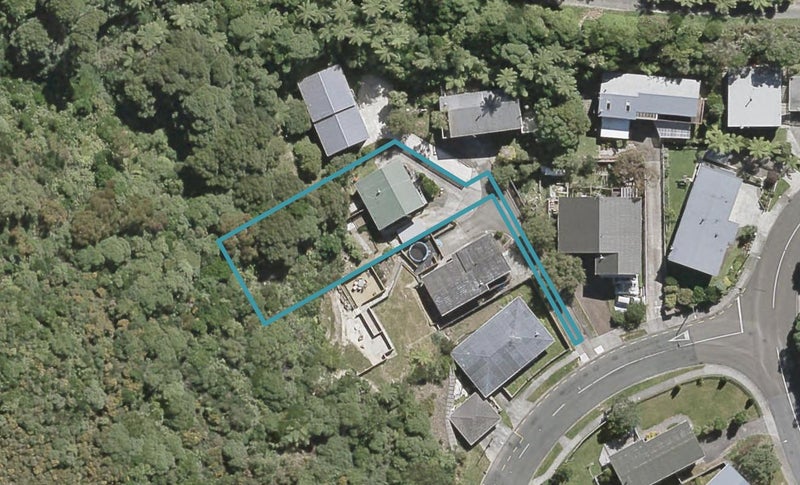 85 Mulberry Street, Normandale, Lower Hutt - Carousel 1