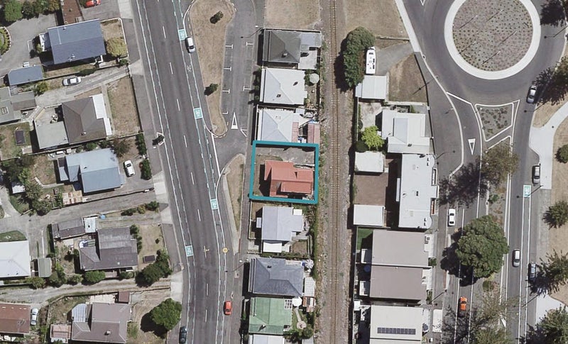 20A McGrath Street, Napier South, Napier - Carousel 1