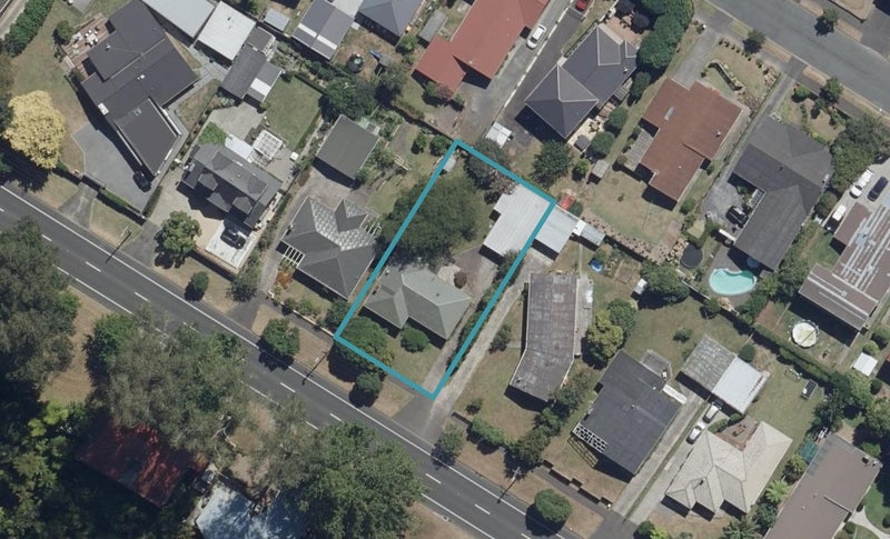 988 River Road, Queenwood, Hamilton - Carousel 1