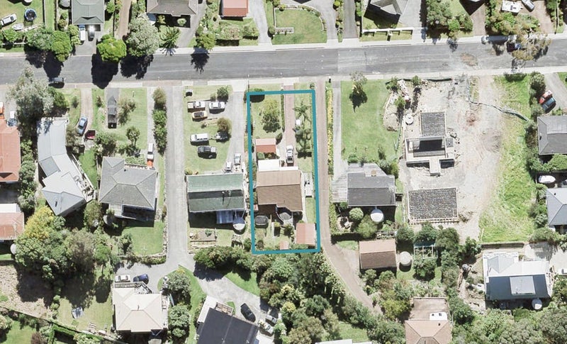 105 Pacific Parade, Army Bay, Whangaparaoa - Carousel 1