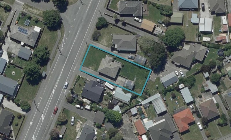 8 Gilberthorpes Road, Islington, Christchurch - Carousel 1