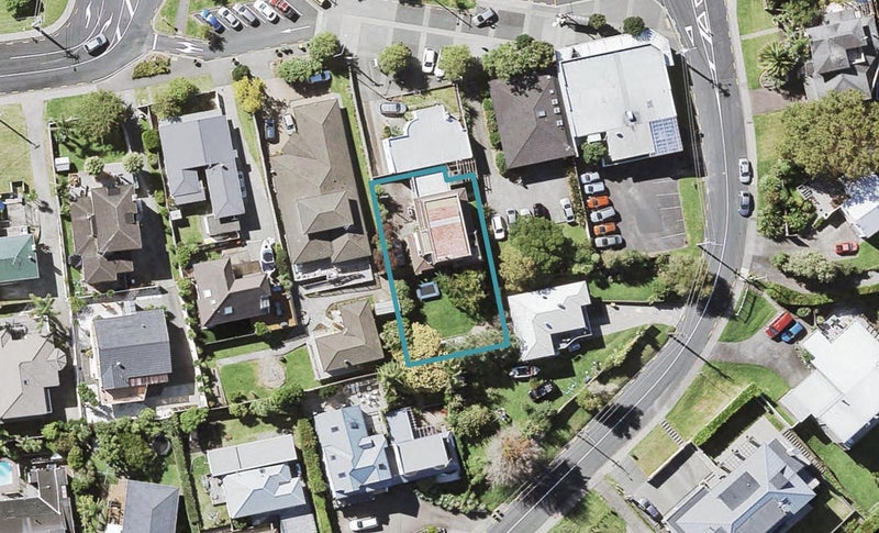 6A Knights Road, Rothesay Bay, Auckland - Carousel 1