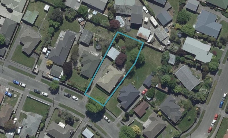 28 Pinehurst Crescent, Russley, Christchurch - Carousel 1