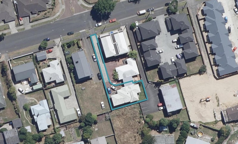 198A Old Farm Road, Hamilton East, Hamilton - Carousel 1