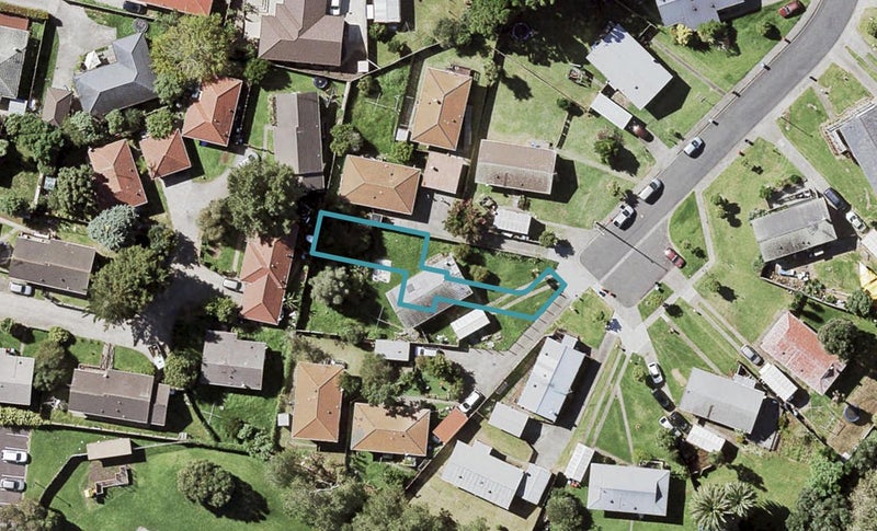 9B Concord Place, Glen Innes, Auckland - Carousel 1