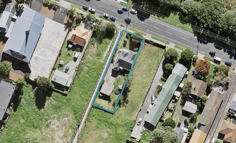 49 Margan Avenue, New Lynn, Auckland - Carousel 1