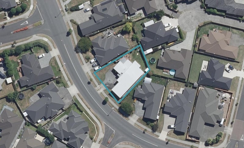 70 Moonlight Drive, Rototuna North, Hamilton - Carousel 1