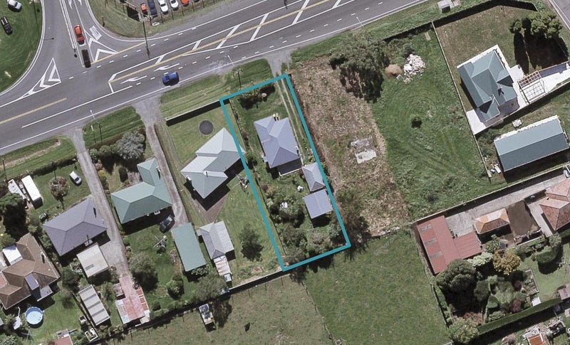 1362 Devon Road, Brixton, Waitara - Carousel 1