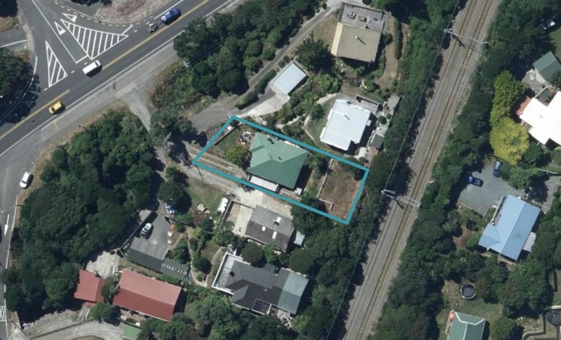 6 Takutai Road, Pukerua Bay, Porirua - Carousel 1