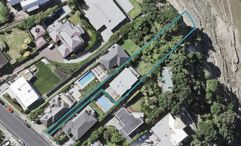 36 Seacliffe Avenue, Belmont, Auckland - Carousel 1