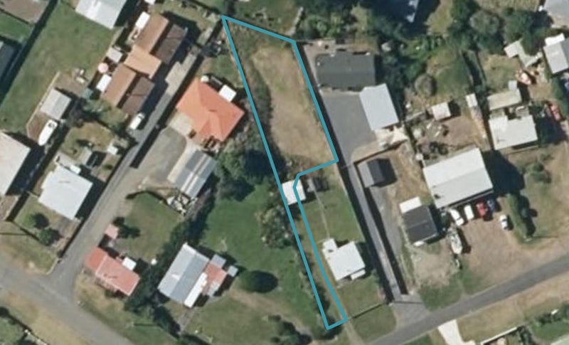 15 Chaffey Street, Foxton Beach, Foxton - Carousel 1