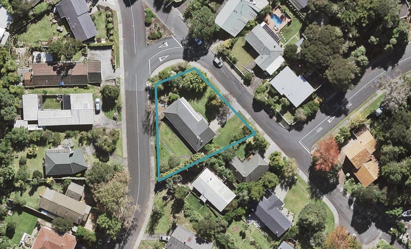 1 Berne Place, Birkenhead, Auckland - Carousel 1