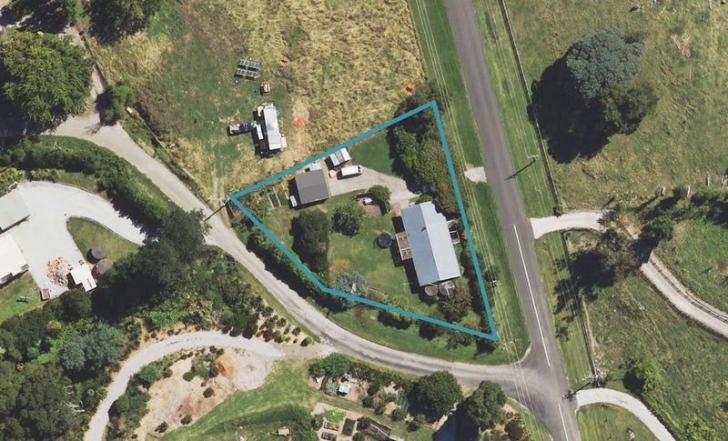 102 Darwin Road, Outer Kaiti, Gisborne - Carousel 1