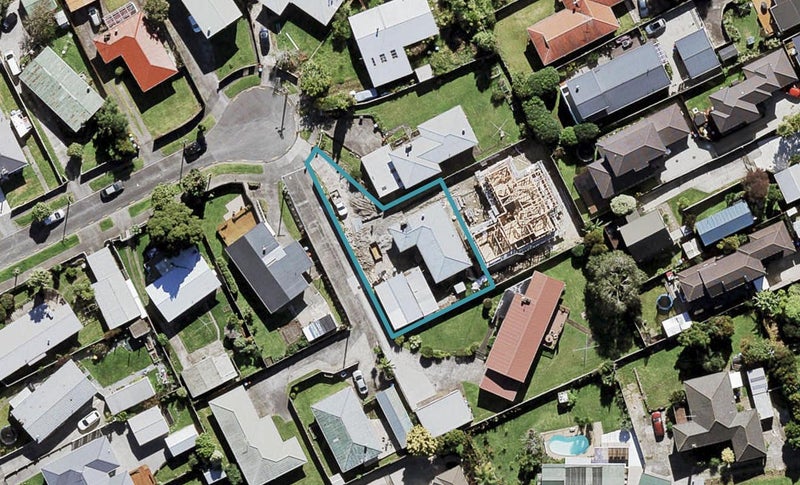 11 Chaucer Place, Blockhouse Bay, Auckland - Carousel 1
