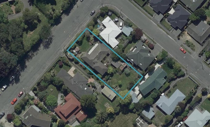 24 Gleneagles Terrace, Ilam, Christchurch - Carousel 1