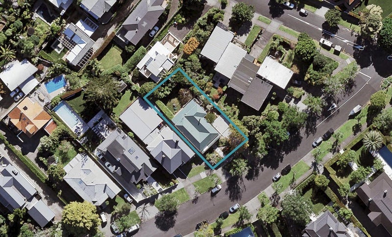 243 Jervois Road, Herne Bay, Auckland - Carousel 1