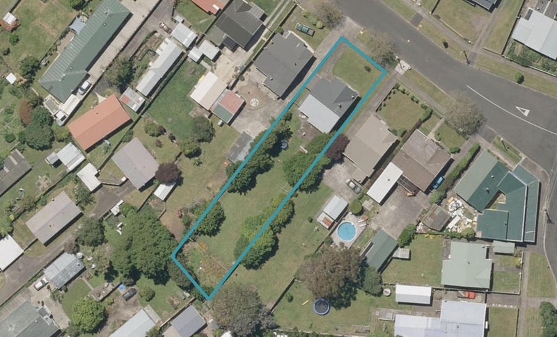 22 Hakeke Street, Whanganui East, Whanganui - Carousel 1