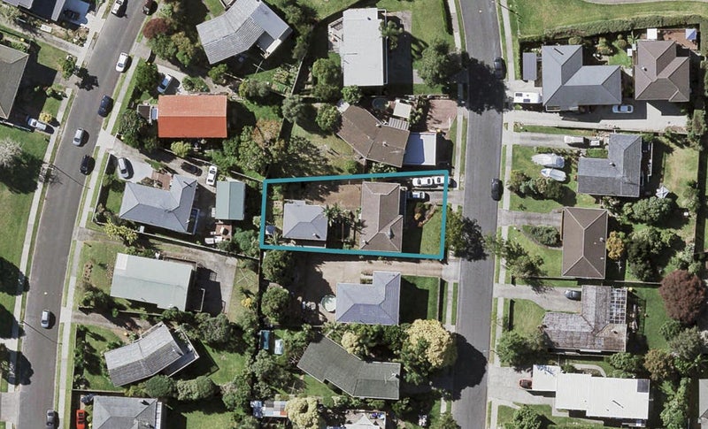 10 Megan Avenue, Pakuranga Heights, Auckland - Carousel 1
