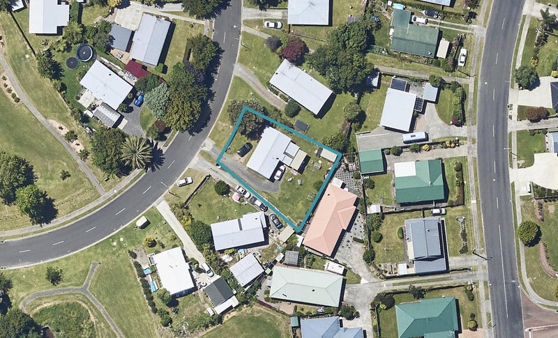 12 Gilfillan Drive, Katikati, Katikati - Carousel 1