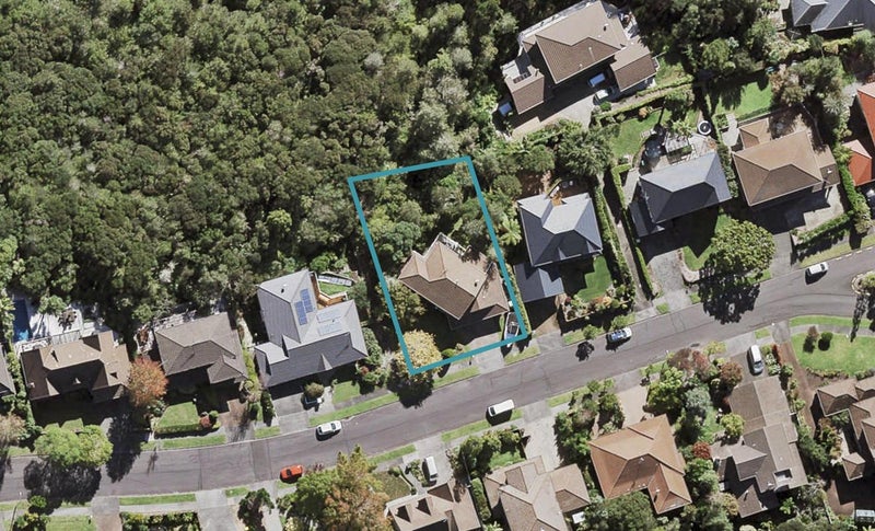 24 Ravenstone Place, Chatswood, Auckland - Carousel 1