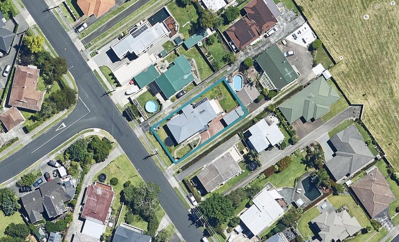 37 Matua Road, Matua, Tauranga - Carousel 1
