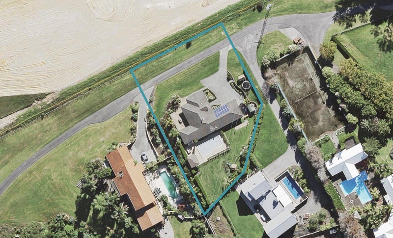 213B Schnapper Rock Road, Schnapper Rock, Auckland - Carousel 1