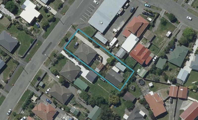2/20 McGregors Road, Bromley, Christchurch - Carousel 1