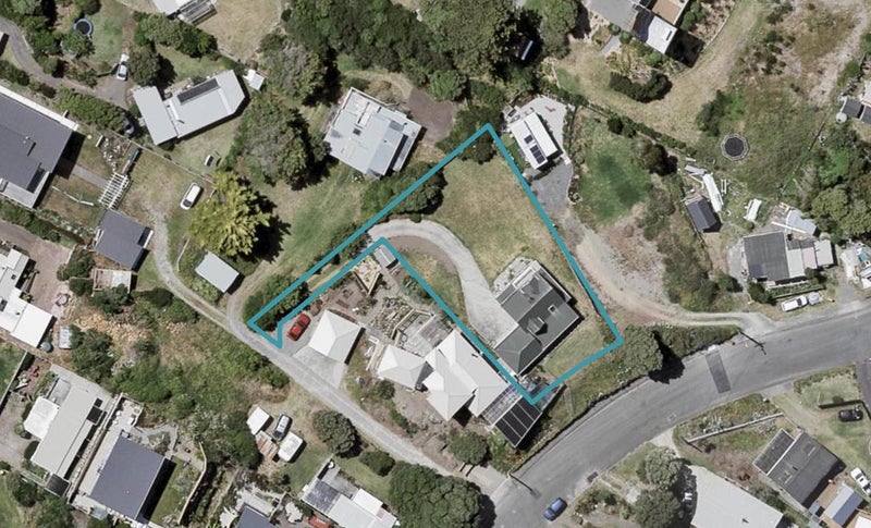 7 Babbacombe Avenue, Otaki Beach, Otaki - Carousel 1