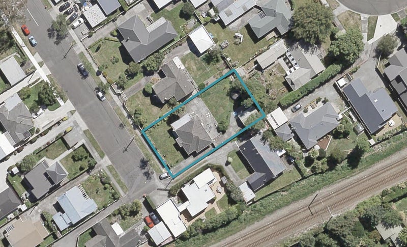 7 Elizabeth Avenue, Heretaunga, Upper Hutt - Carousel 1