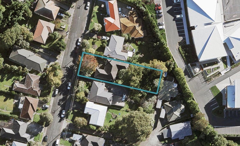 40 Whitmore Road, Mount Roskill, Auckland - Carousel 1