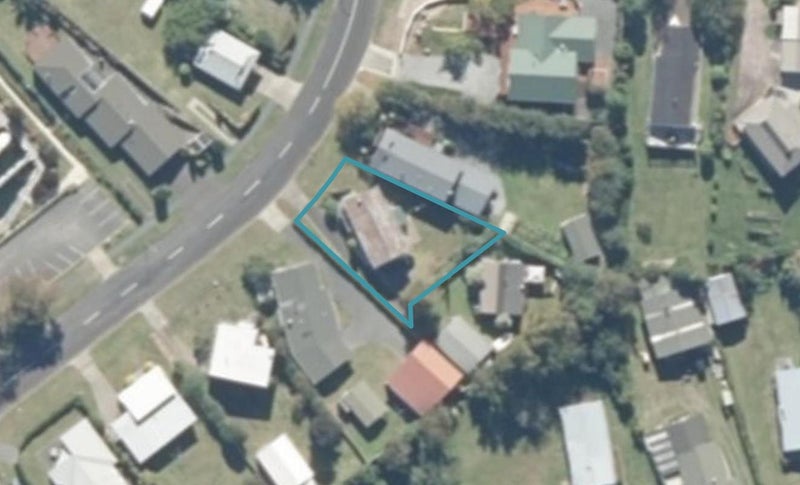 11 Marina Terrace, Kinloch, Taupō - Carousel 1