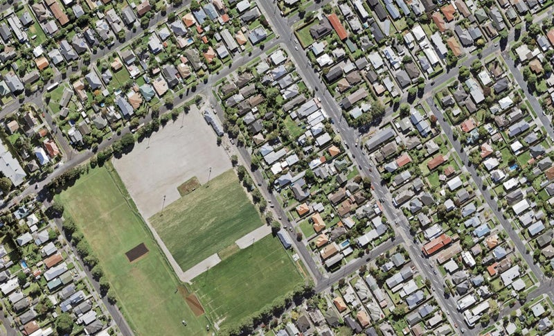 1/21 Neville Street, Point Chevalier, Auckland - Carousel 1