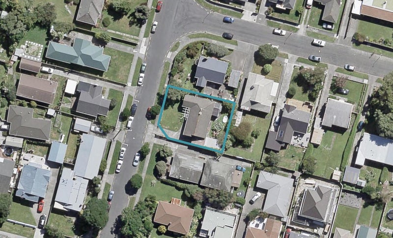 13 Craddock Street, Waterloo, Lower Hutt - Carousel 1