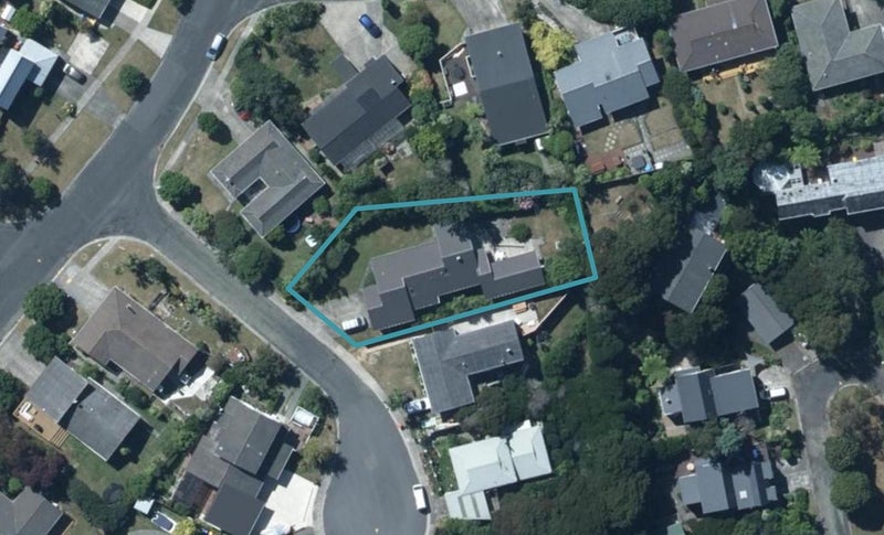 3 Cabin Lane, Whitby, Porirua - Carousel 1