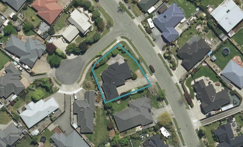 23 Hollybush Drive, Brightwater, Brightwater - Carousel 1