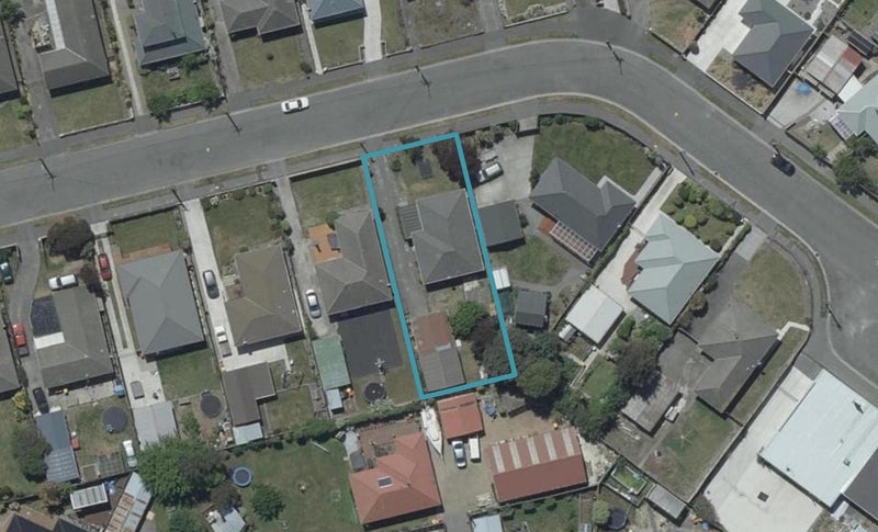 79 Vancouver Crescent, Wainoni, Christchurch - Carousel 1