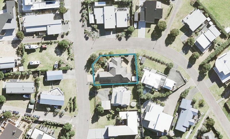 166 Omaha Drive, Warkworth - Carousel 1
