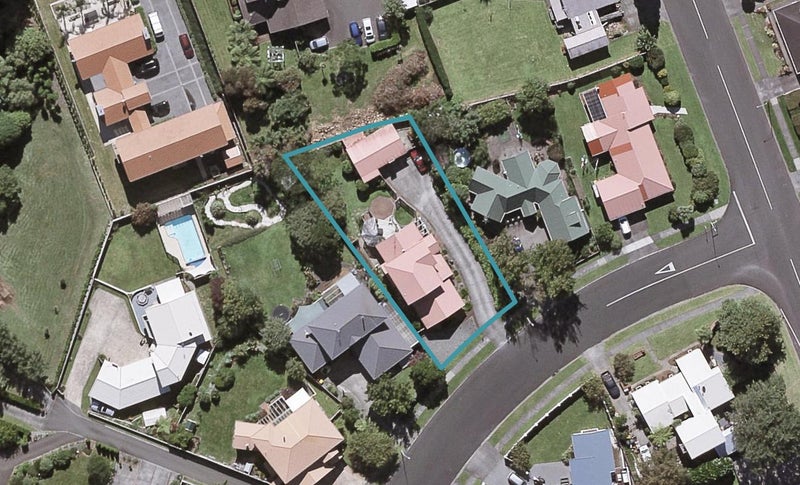 6 Shelter Grove, Frankleigh Park, New Plymouth - Carousel 1
