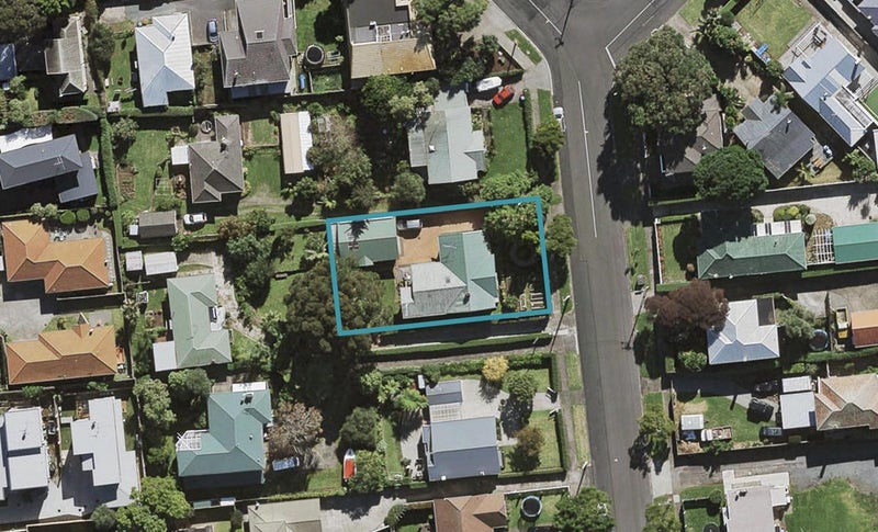 46 Athens Road, Onehunga, Auckland - Carousel 1