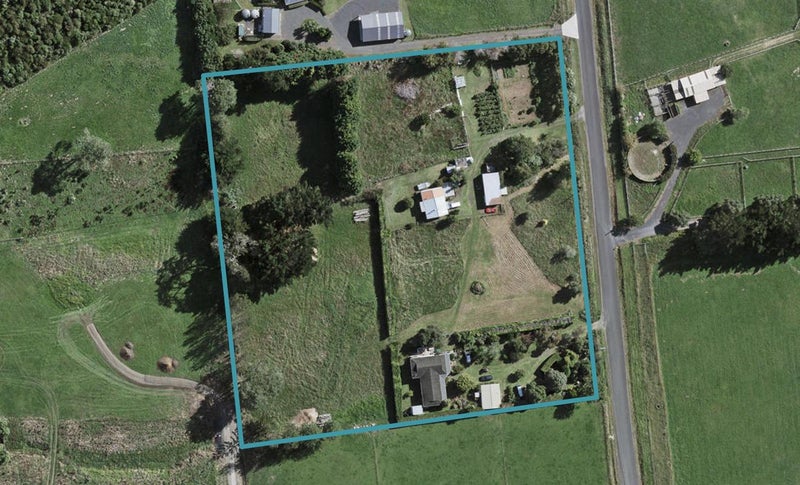 64 Boyd Road, Clarks Beach, Clarks Beach - Carousel 1